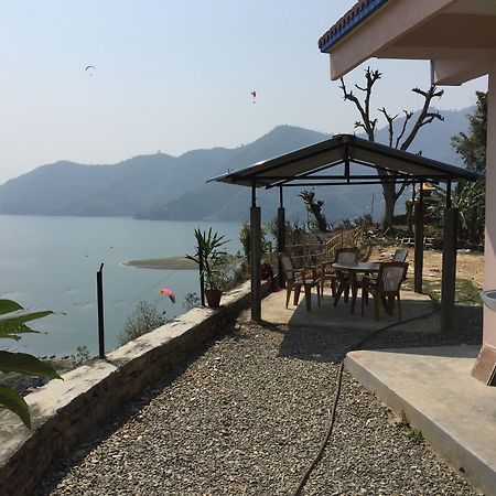 360 Lakefront Restro And Lodge Pokhara Exterior photo