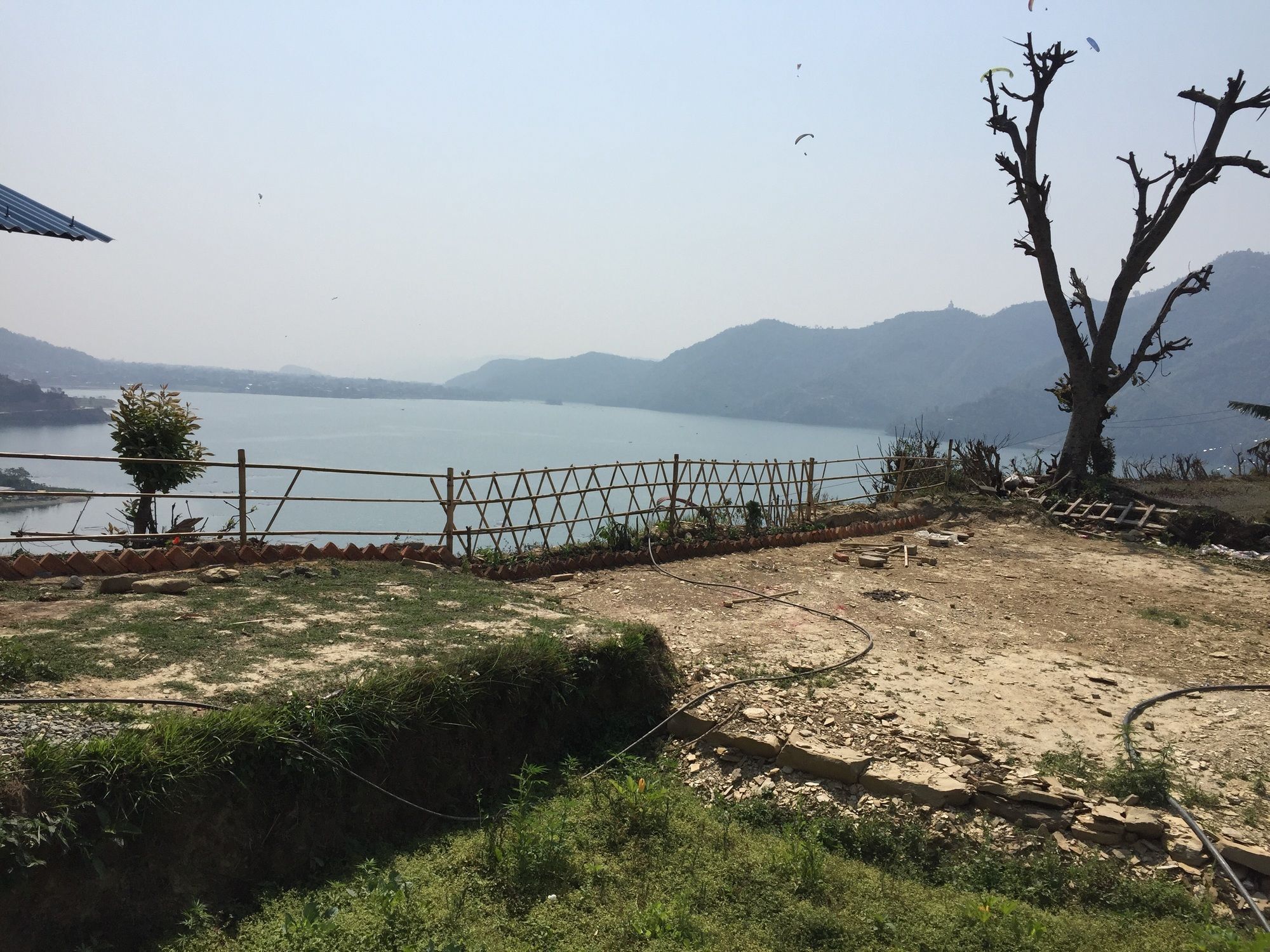 360 Lakefront Restro And Lodge Pokhara Exterior photo